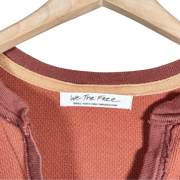 FREE PEOPLE Mikah Layering Cuff Waffle Knit Henley Thermal Top in autumn combo - Picture 8 of 9